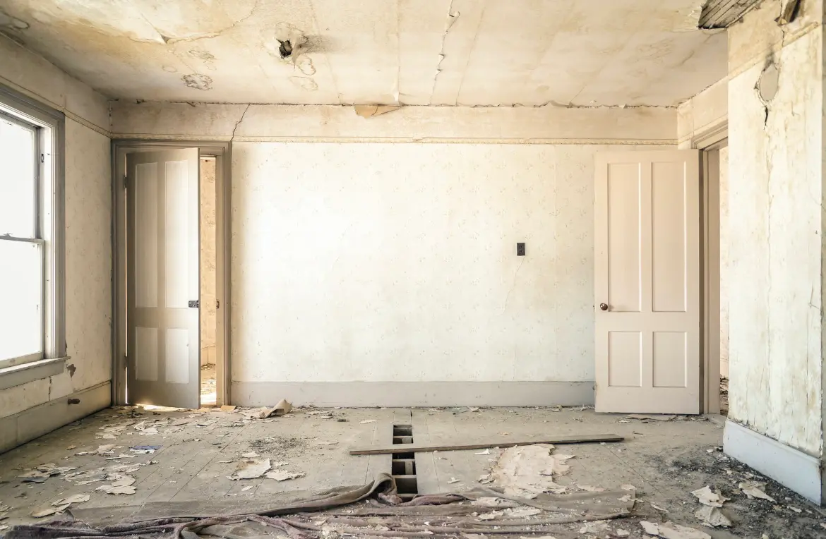 Waste disposal crew managing a cleanout project in Picture Rocks